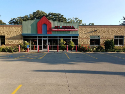 Pet Central Animal Hospital - Pet Shelter and Rescue in Minneapolis, Minnesota